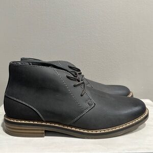 R2 Faux Gray Leather Men’s Chukka Lace Up Boots Size 8